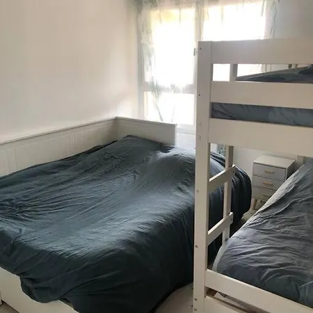 T2 38m² Dans Avec Piscine Et Tennis * Le Lavandou