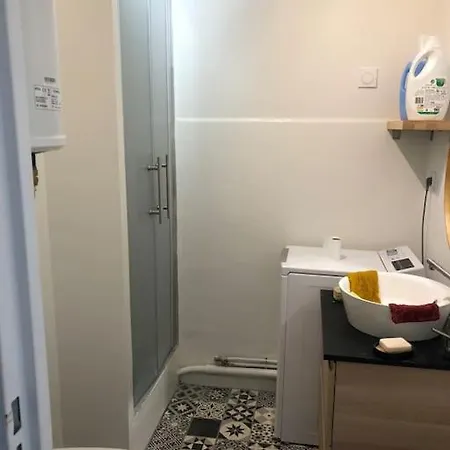 Apartment T2 38m² Dans Avec Piscine Et Tennis Le Lavandou